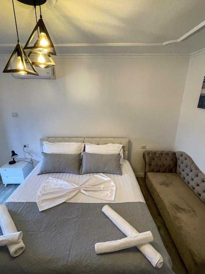 Centre View Apartment Tiranë Luaran gambar